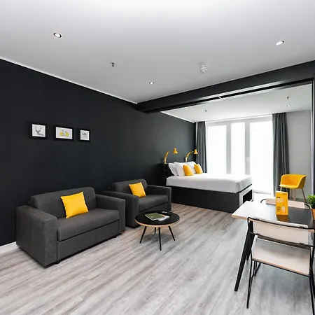 Staycity Aparthotels Venice Mestre-3